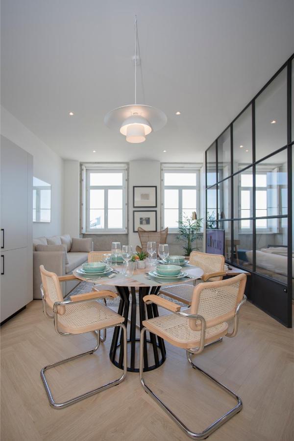 Liiiving In Porto - Luxury Beachfront Apartments ภายนอก รูปภาพ