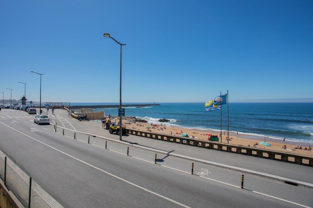 Liiiving In Porto - Luxury Beachfront Apartments ภายนอก รูปภาพ