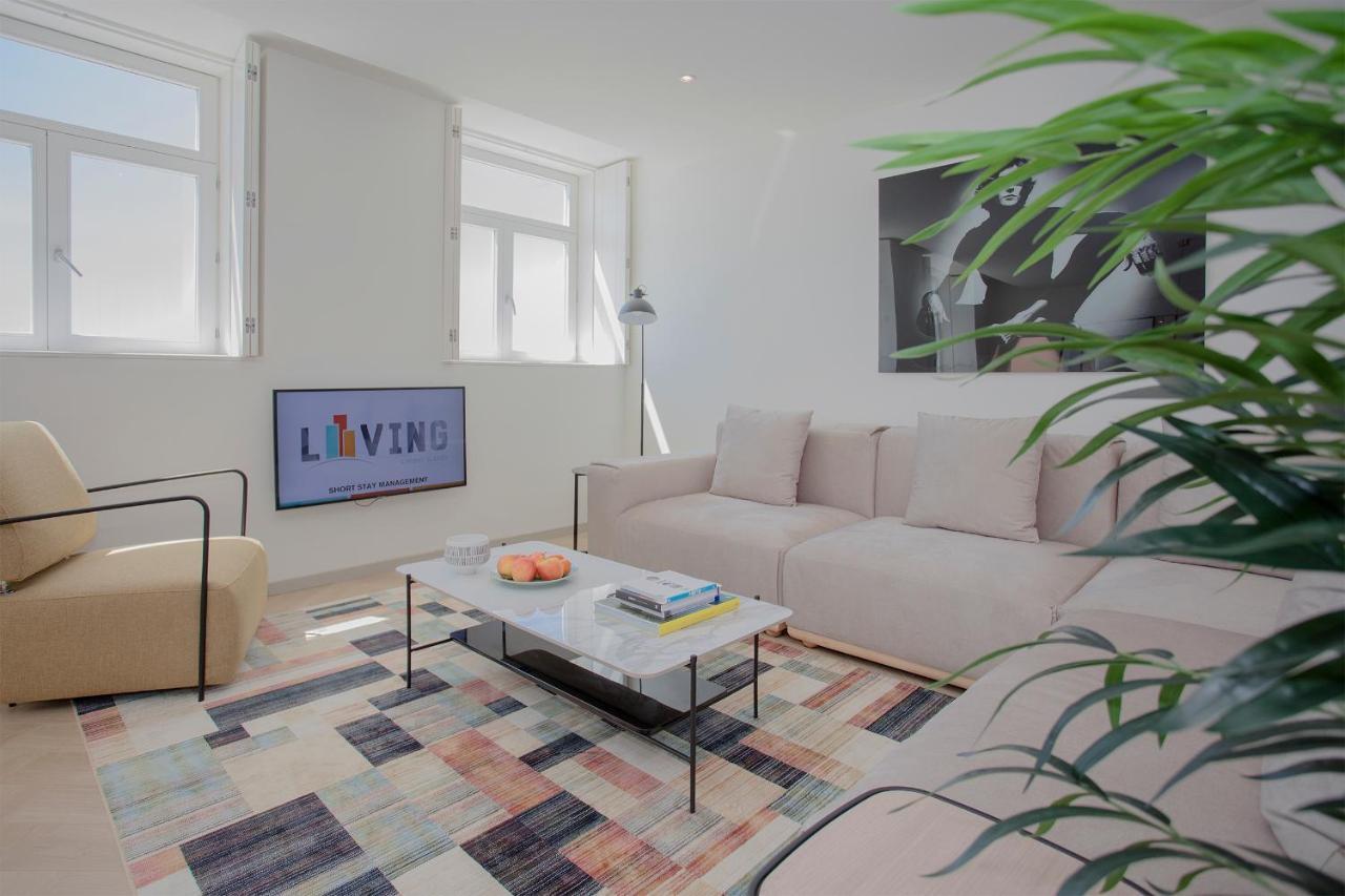 Liiiving In Porto - Luxury Beachfront Apartments ภายนอก รูปภาพ