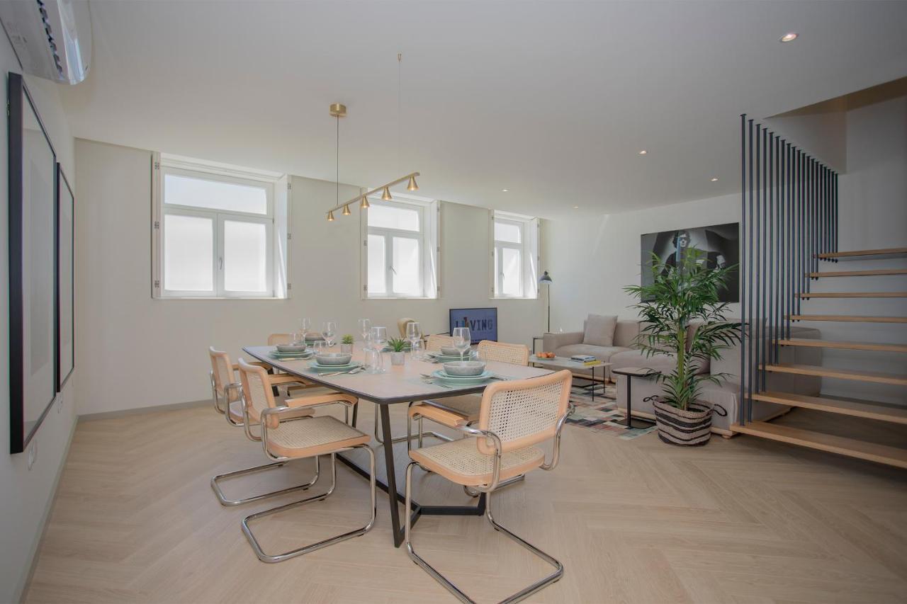 Liiiving In Porto - Luxury Beachfront Apartments ภายนอก รูปภาพ