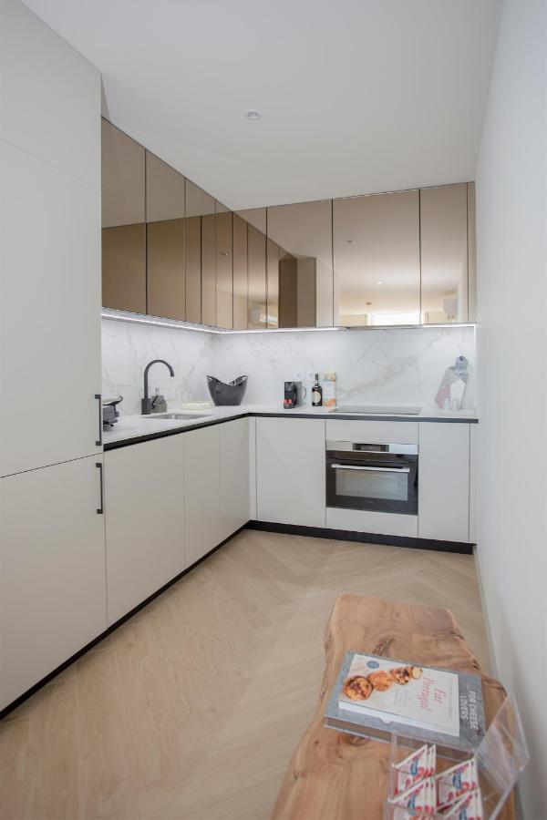 Liiiving In Porto - Luxury Beachfront Apartments ภายนอก รูปภาพ