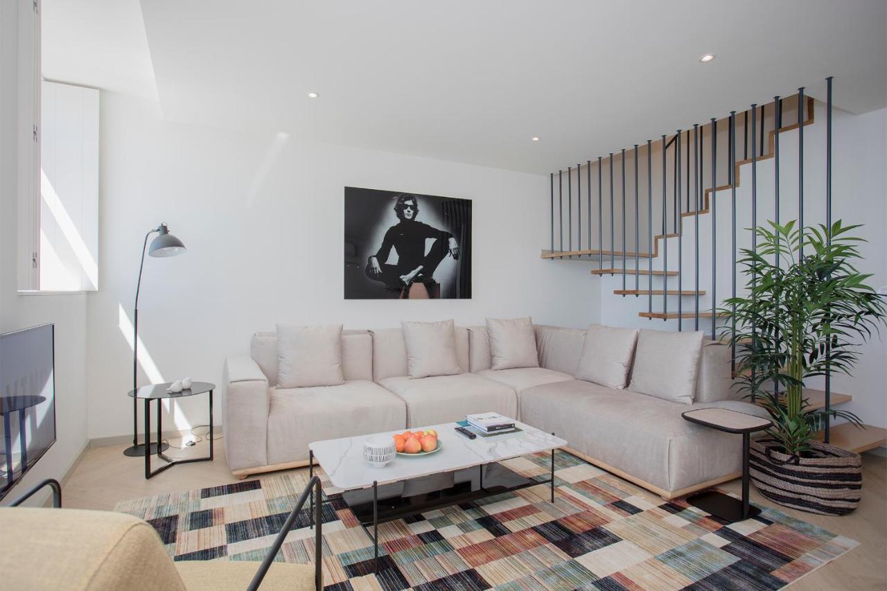Liiiving In Porto - Luxury Beachfront Apartments ภายนอก รูปภาพ