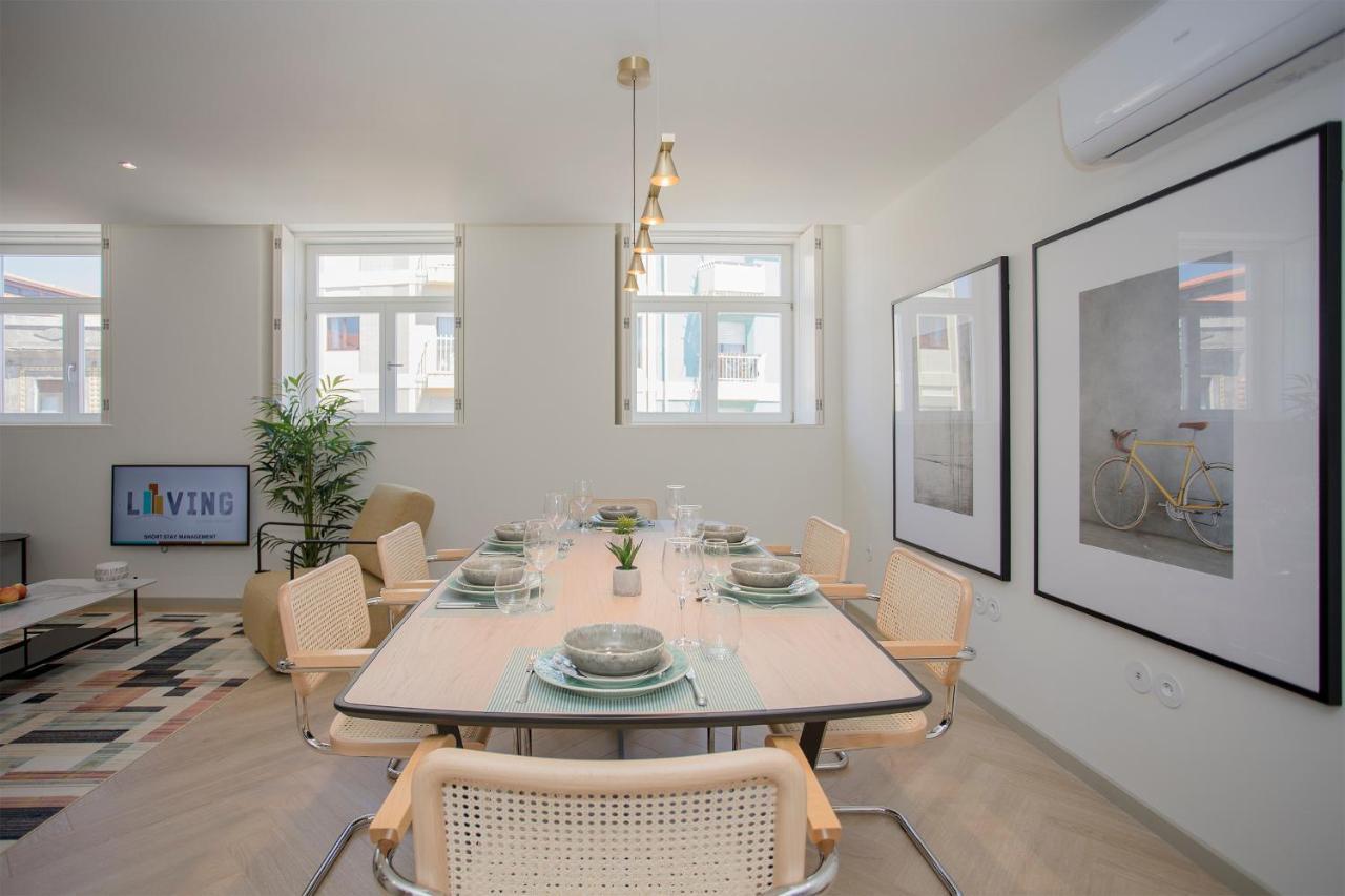 Liiiving In Porto - Luxury Beachfront Apartments ภายนอก รูปภาพ