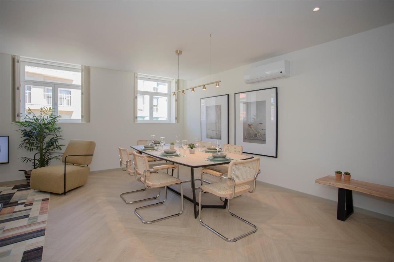 Liiiving In Porto - Luxury Beachfront Apartments ภายนอก รูปภาพ